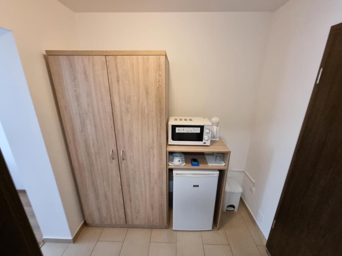 שיופוק Adam Apartmanhaz מראה חיצוני תמונה