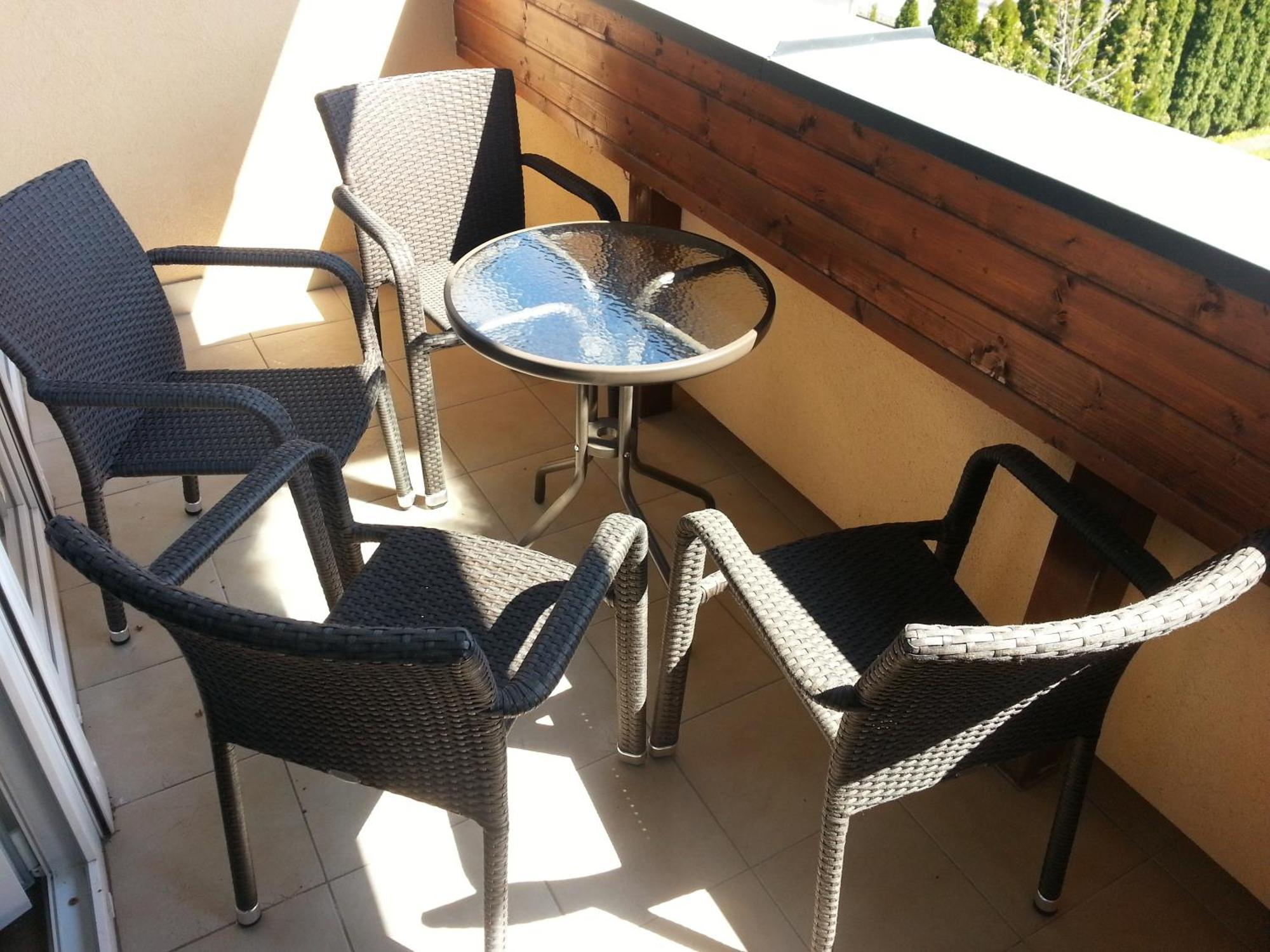 שיופוק Adam Apartmanhaz מראה חיצוני תמונה