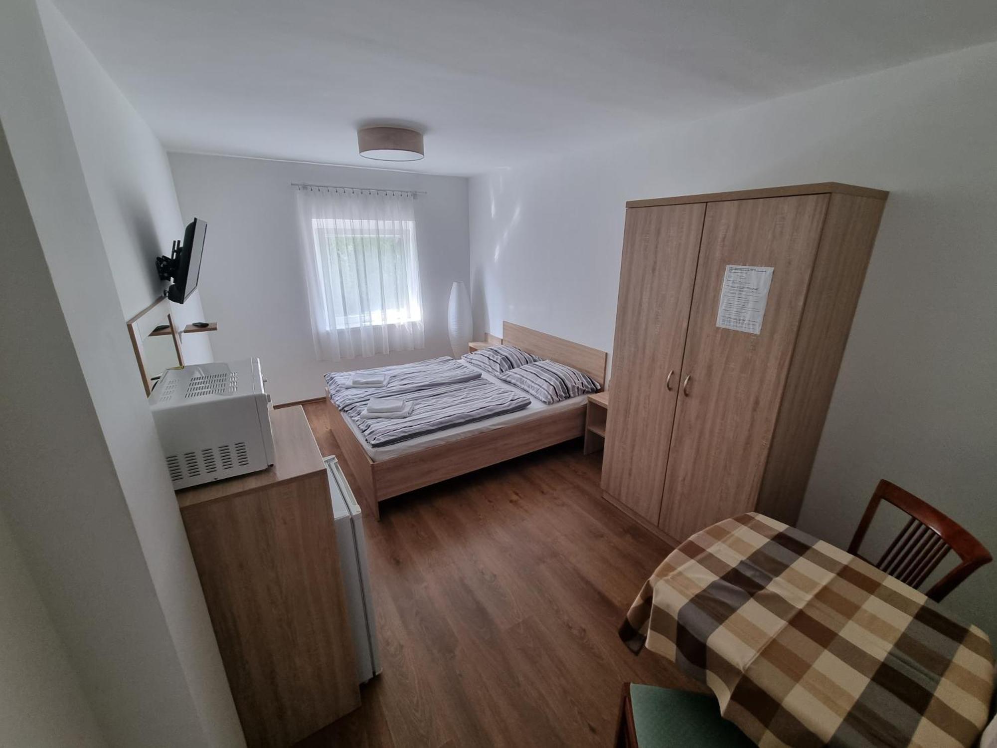 שיופוק Adam Apartmanhaz חדר תמונה
