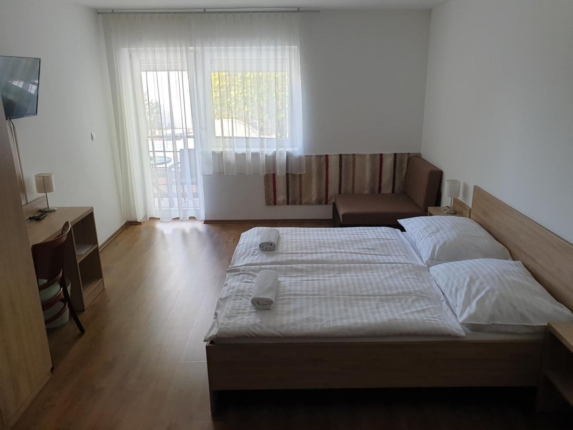 שיופוק Adam Apartmanhaz חדר תמונה